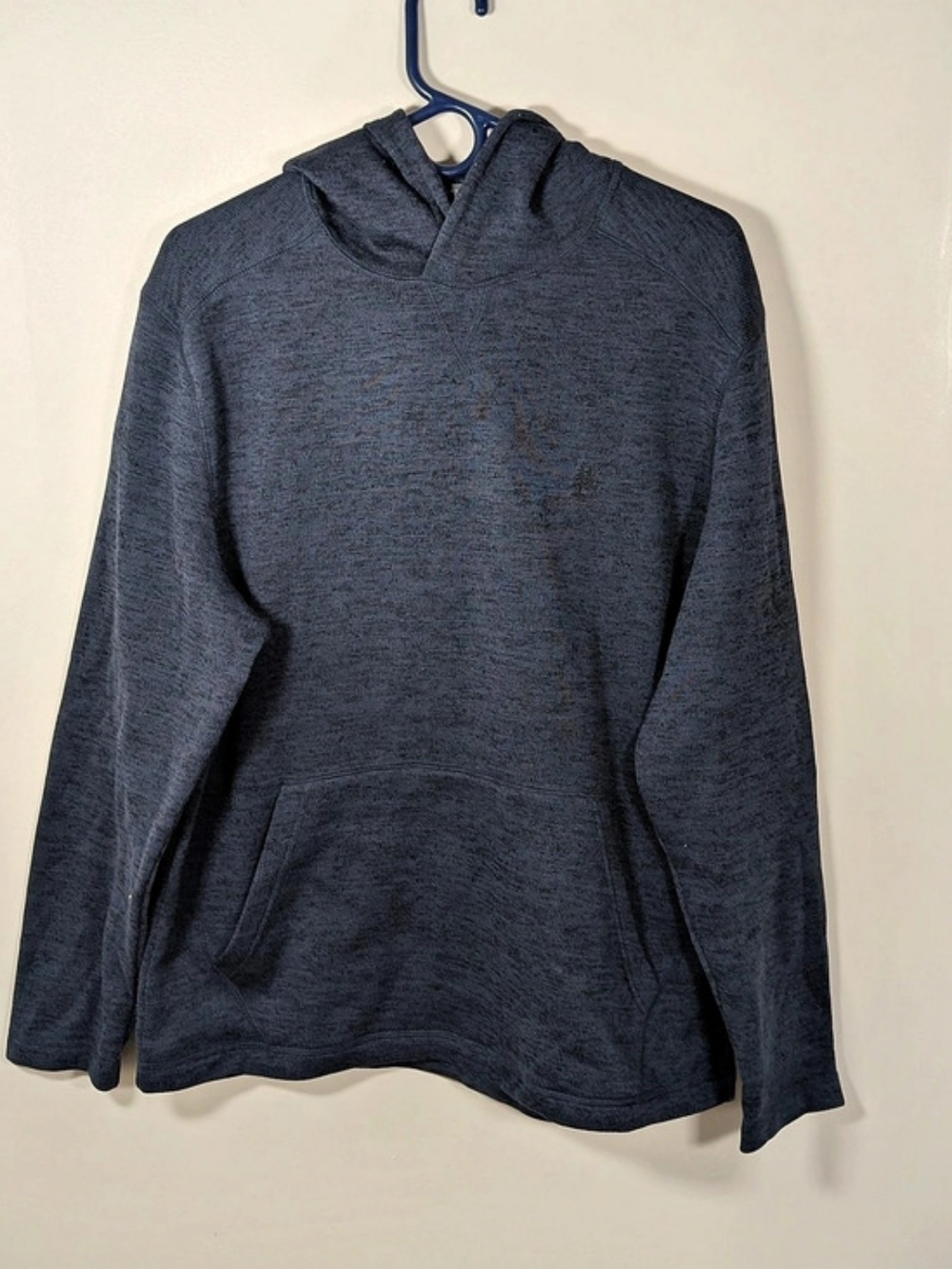 G.H. Bass & Co. Men's Pullover Hoodie in Blue Like New